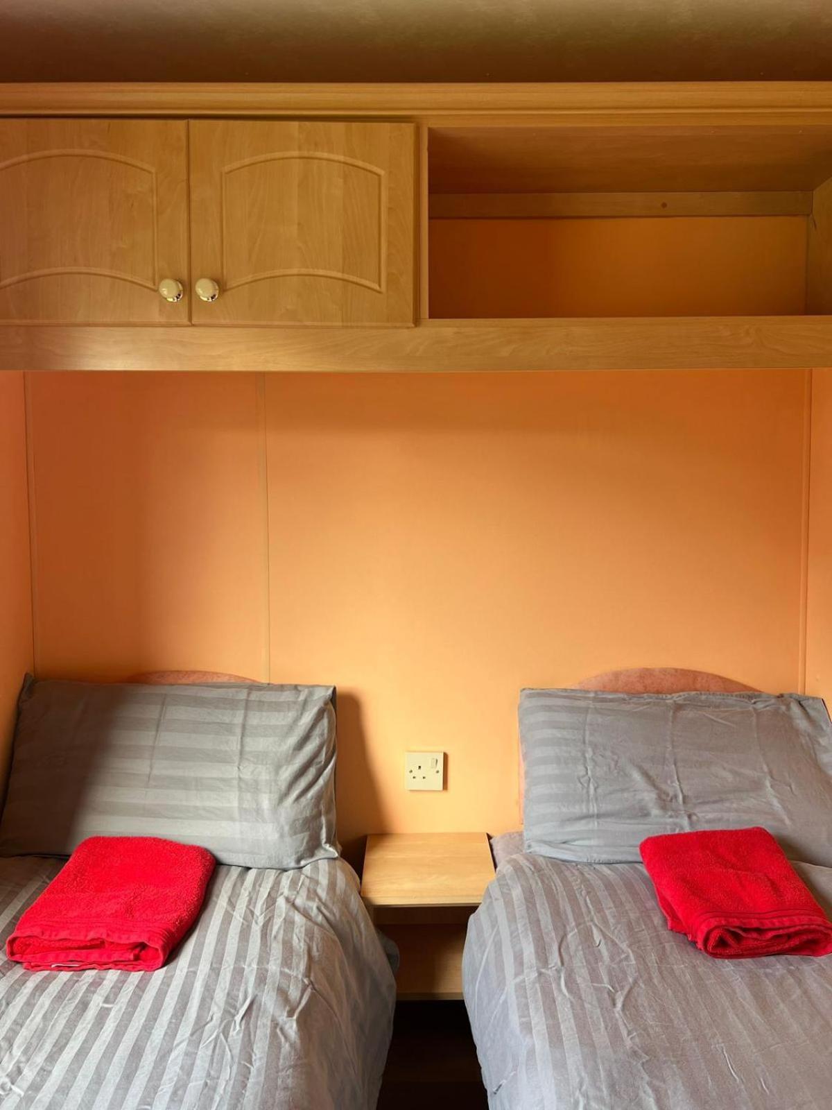 Spacious 2 Bedroomed Mobile Home Aberystwyth Exterior foto