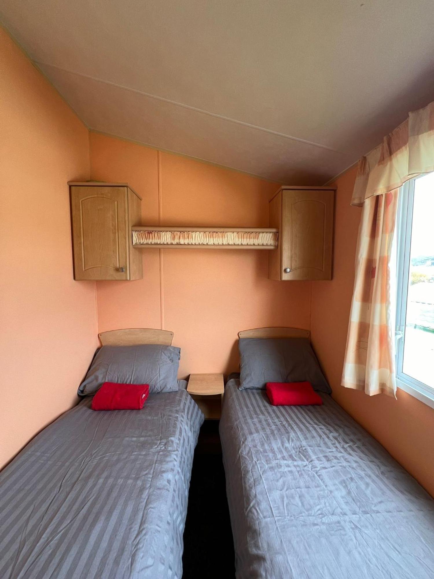 Spacious 2 Bedroomed Mobile Home Aberystwyth Exterior foto